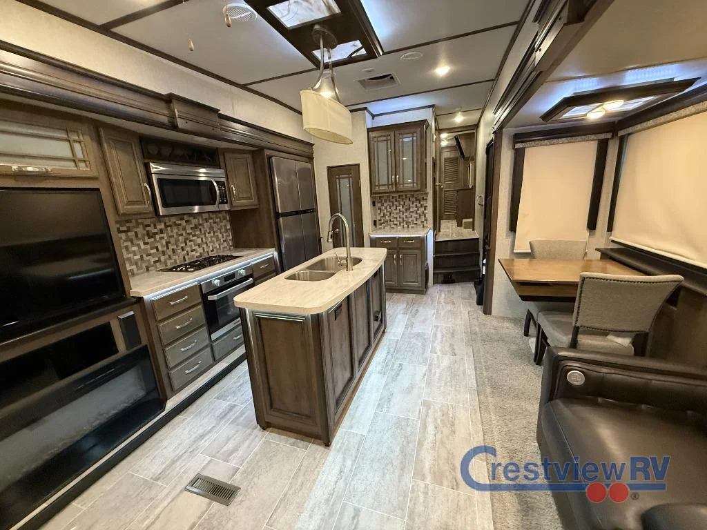 2019 Keystone RV Montana 3120RL photo 6