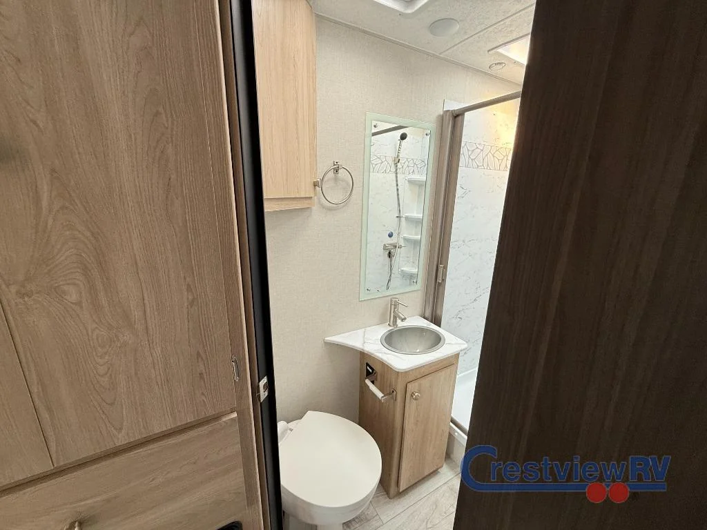 2025 Coachmen Leprechaun 220XG Ford 350 photo 10