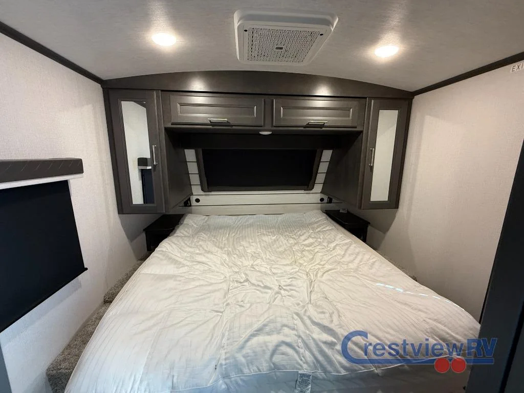 2024 Keystone Cougar Half-Ton 25RDS photo 16