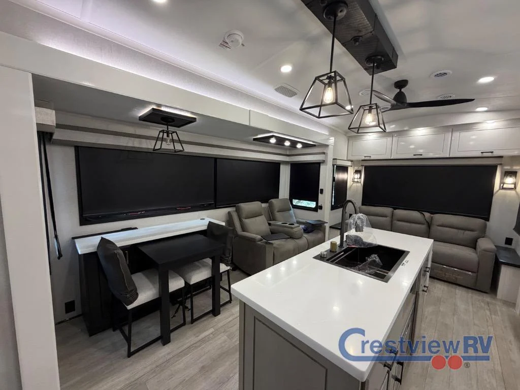 2026 Jayco Pinnacle 36FBTS photo 14