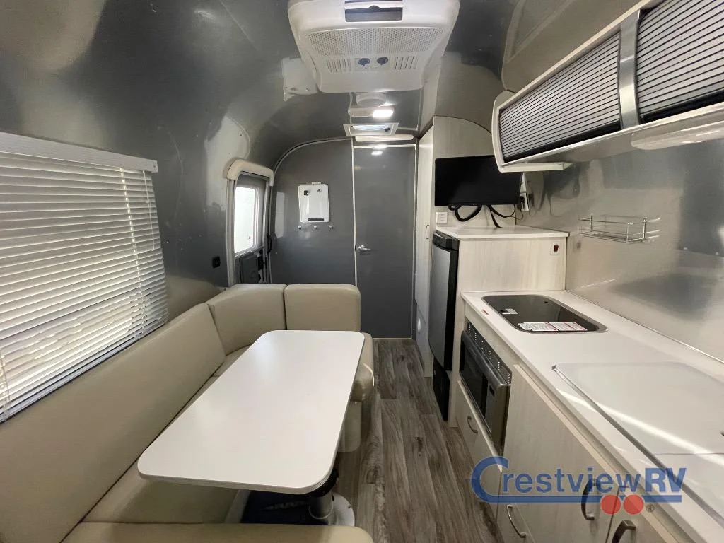 2019 Airstream Sport 22FB photo 16