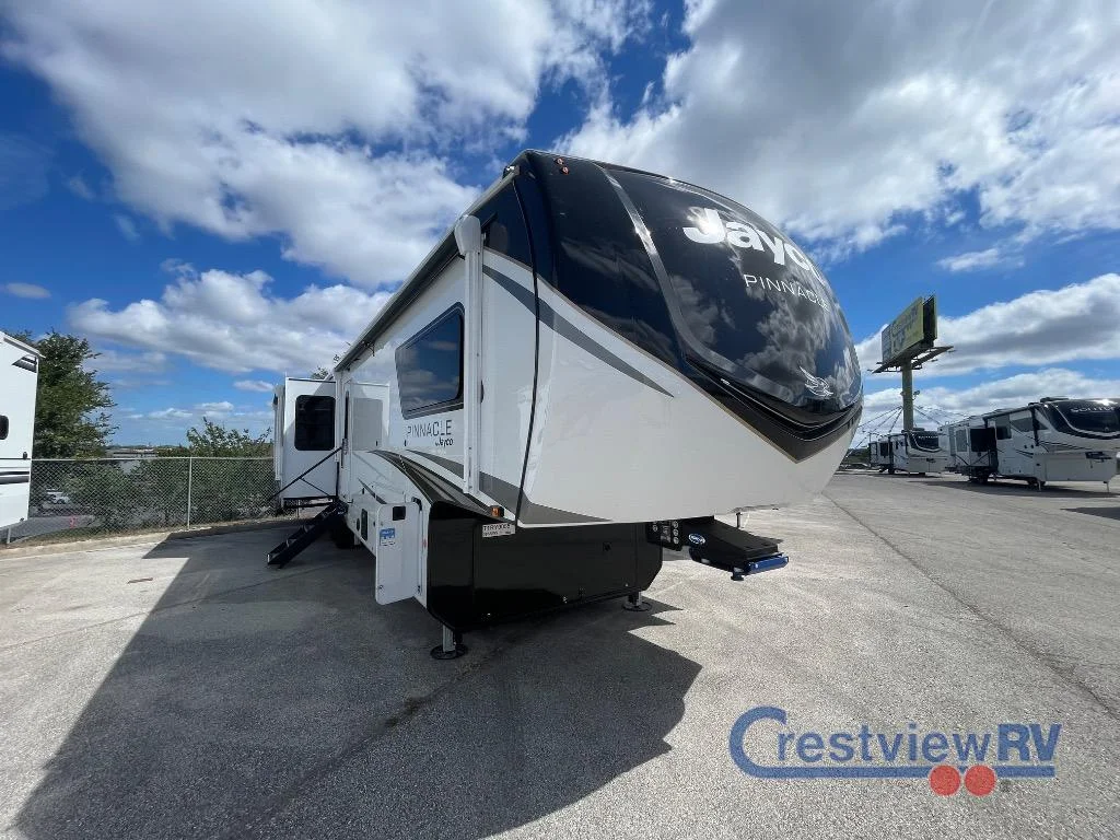 2026 Jayco Pinnacle 38SSWS photo 4