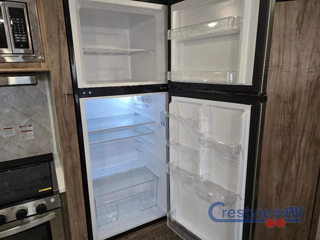 2023 Palomino SolAire 294DBHS photo 23
