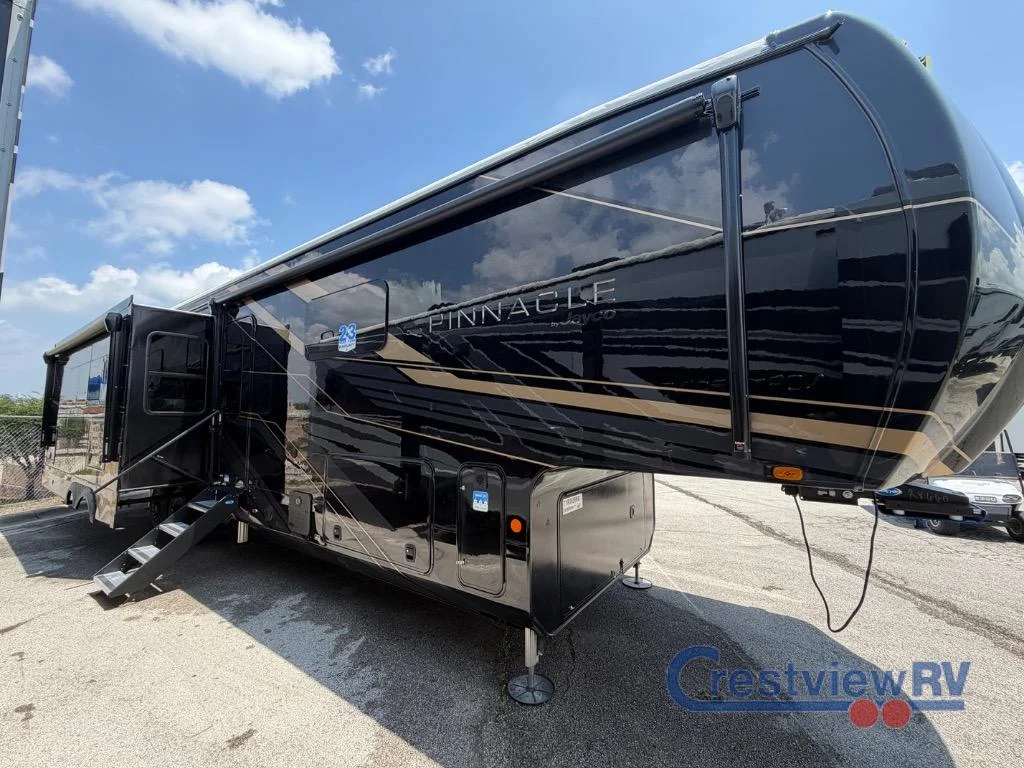 2026 Jayco Pinnacle 38FBRK photo 3