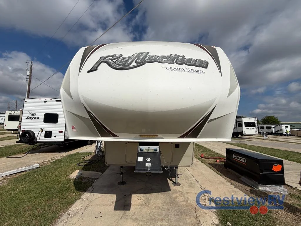 2015 Grand Design Reflection Fifth Wheel photo 5