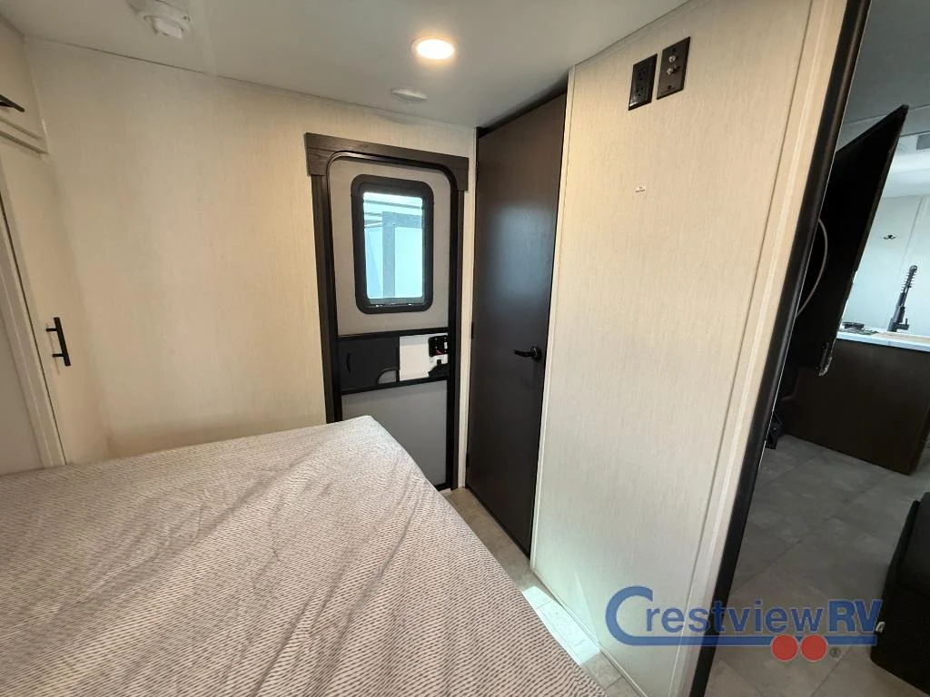 2026 Prime Time RV Tracer 295DB photo 29