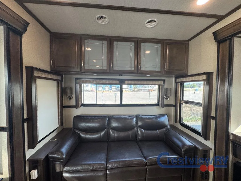 2019 Grand Design Solitude 310GK R photo 18