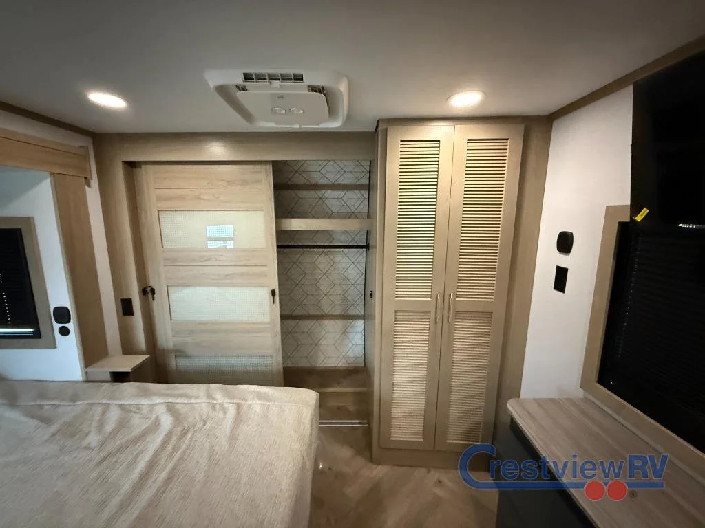 2026 Keystone Raptor 441HB photo 21