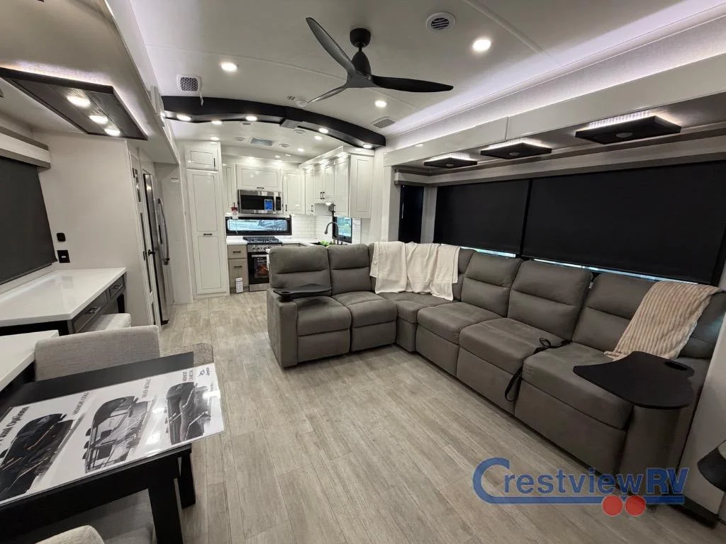 2026 Jayco Pinnacle 38FBRK photo 12