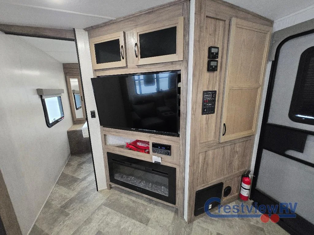 2023 Palomino SolAire 294DBHS photo 15