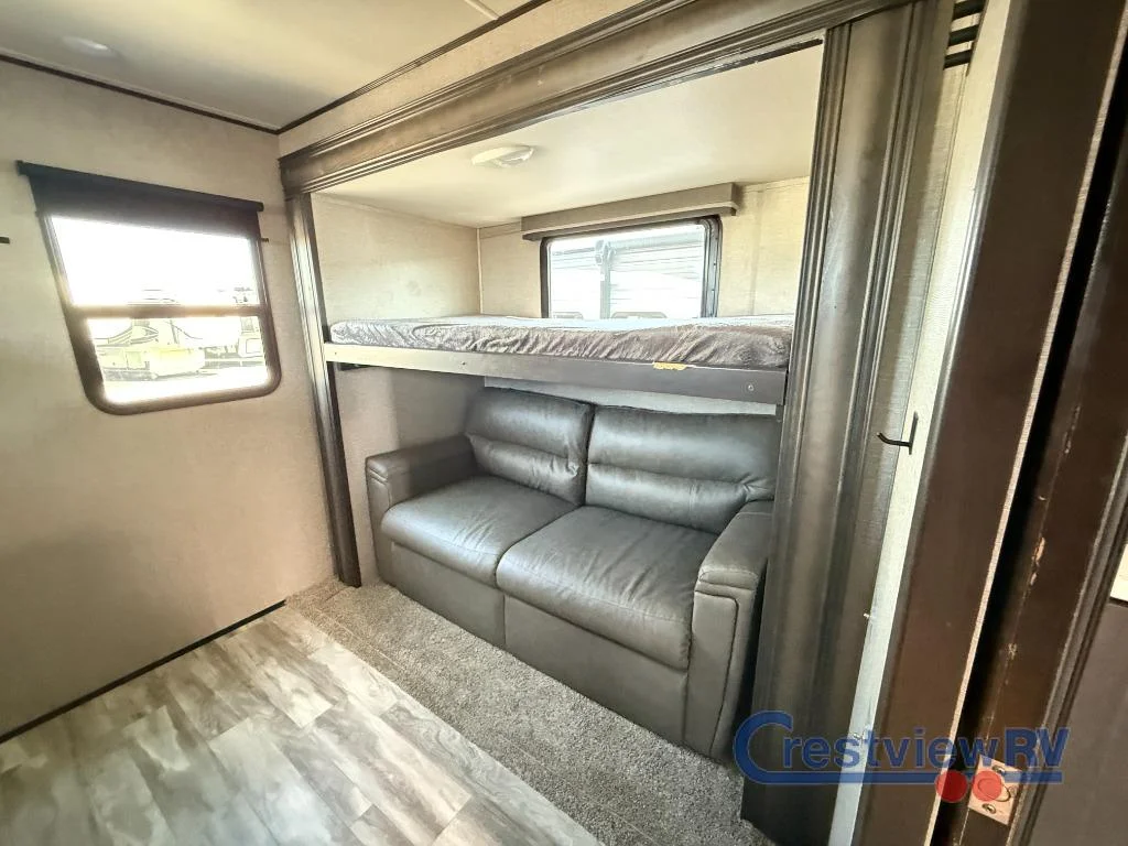 2022 Grand Design Reflection Travel Trailer photo 18