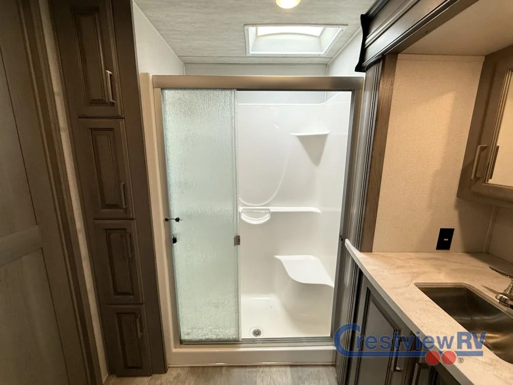 2020 Keystone Montana 3813MS photo 25