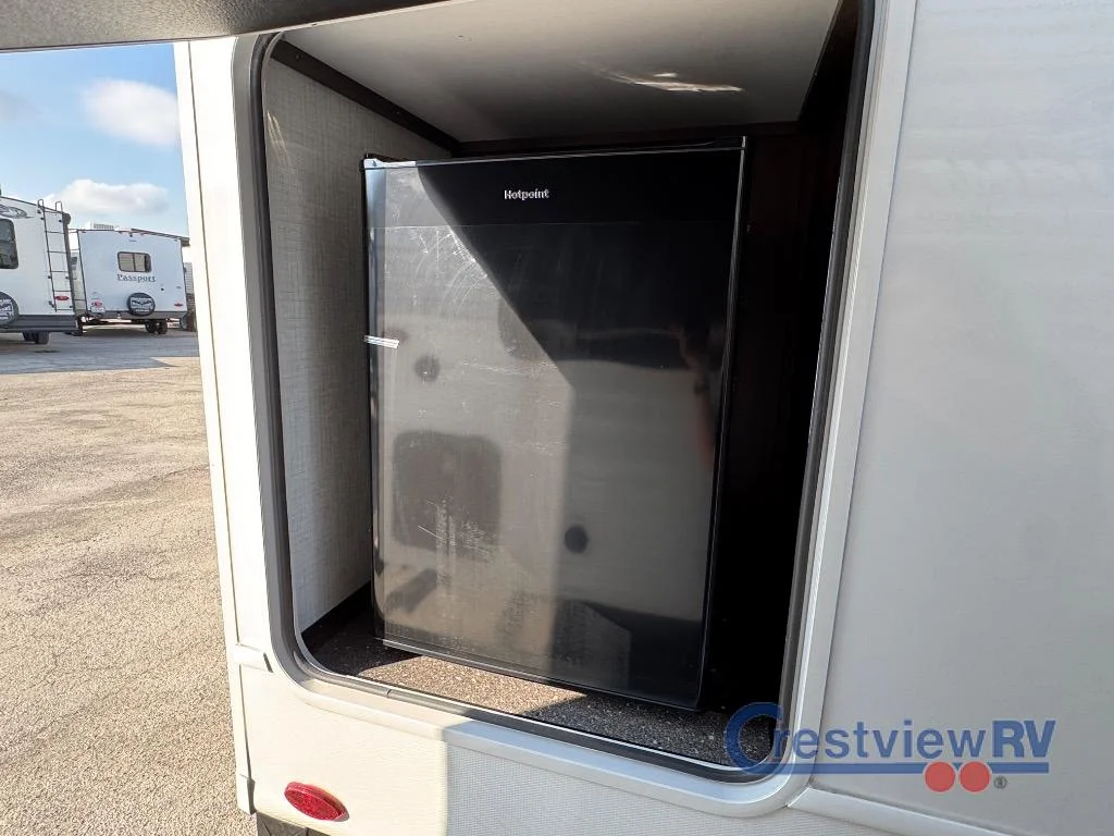 2026 Keystone RV Cougar Half-Ton 25MLE photo 9