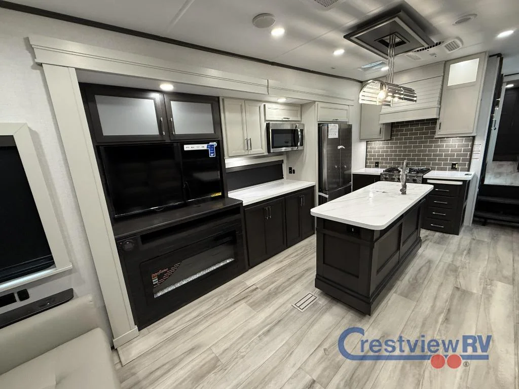 2026 Keystone RV Alpine 3303CK photo 7