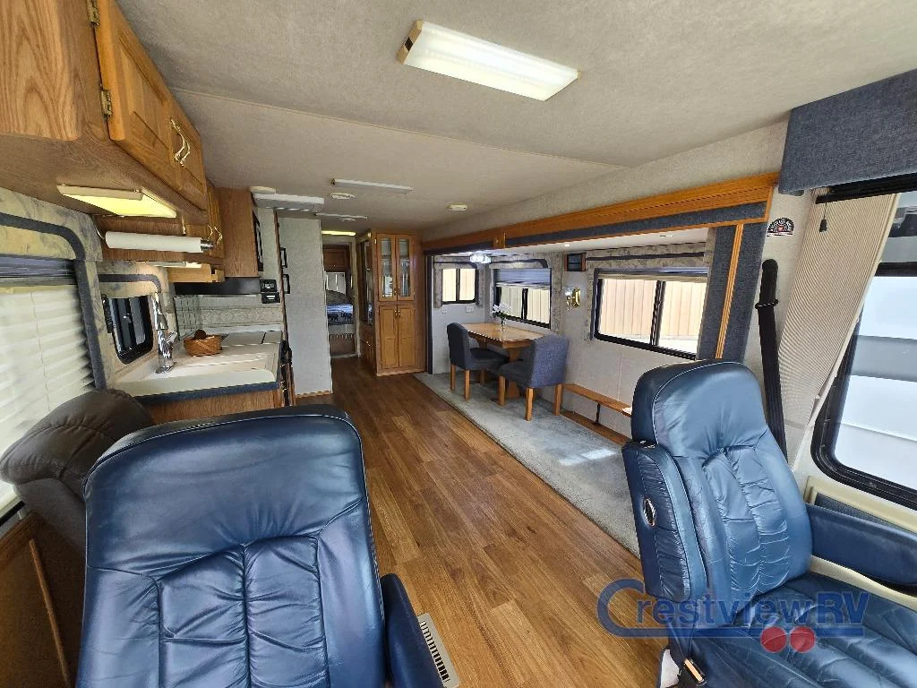2000 Newmar Kountry Star 3251 photo 10