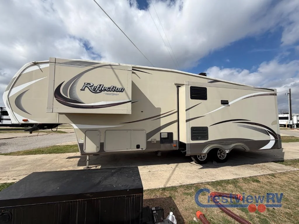2015 Grand Design Reflection Fifth Wheel photo 6