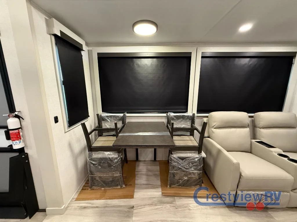 2026 Keystone RV Alpine 3303CK photo 12