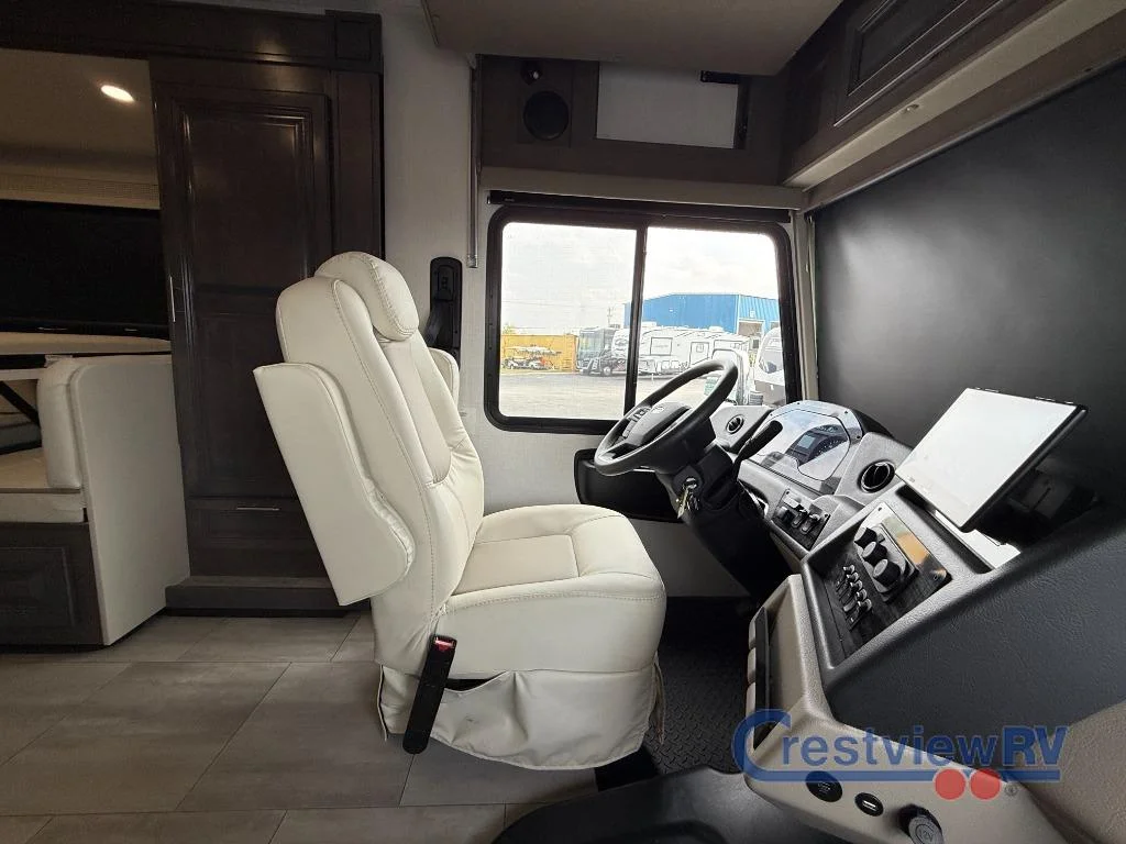 2026 Forest River Georgetown 5 Series 34M5 photo 25