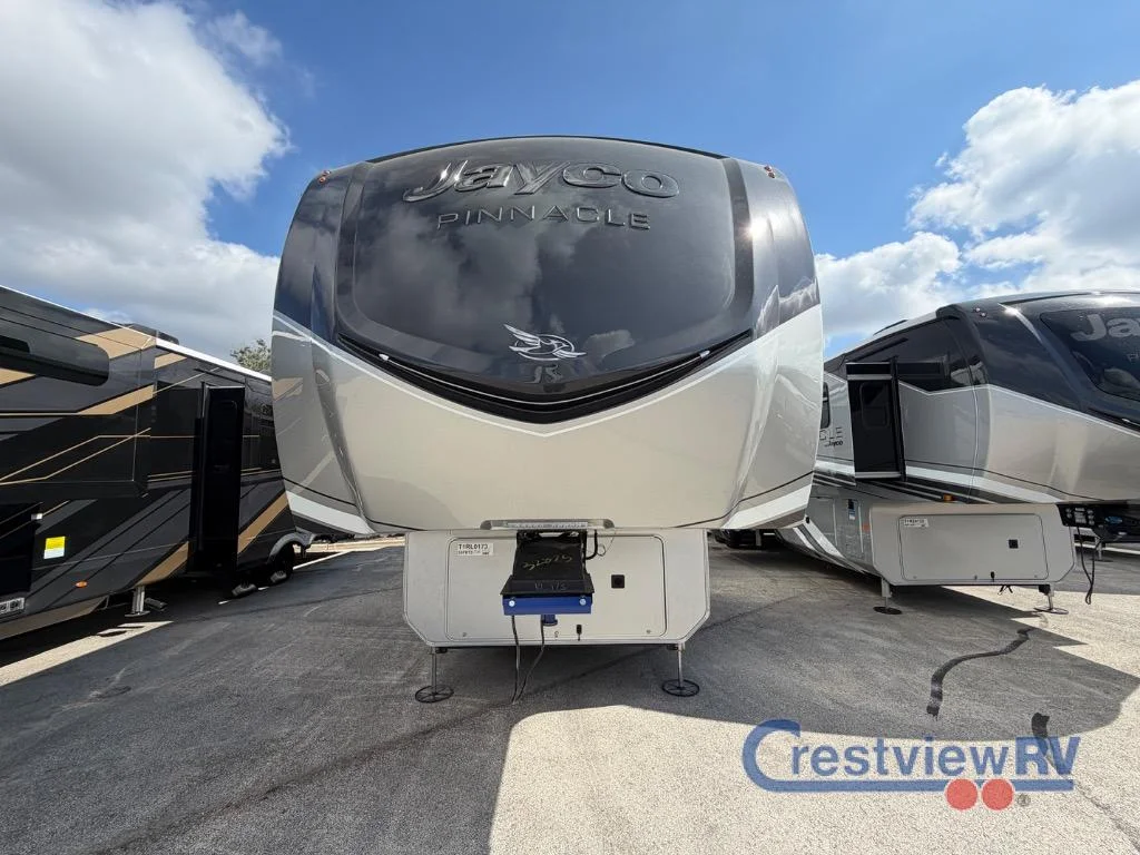 2026 Jayco Pinnacle 36FBTS photo 4