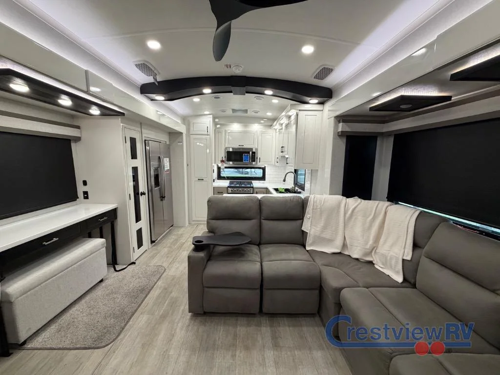 2026 Jayco Pinnacle 38FBRK photo 14