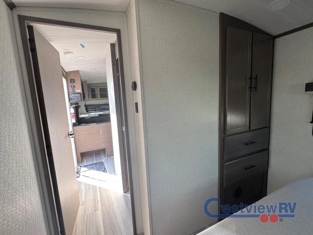 2026 Keystone RV Cougar Half-Ton 25MLE photo 29