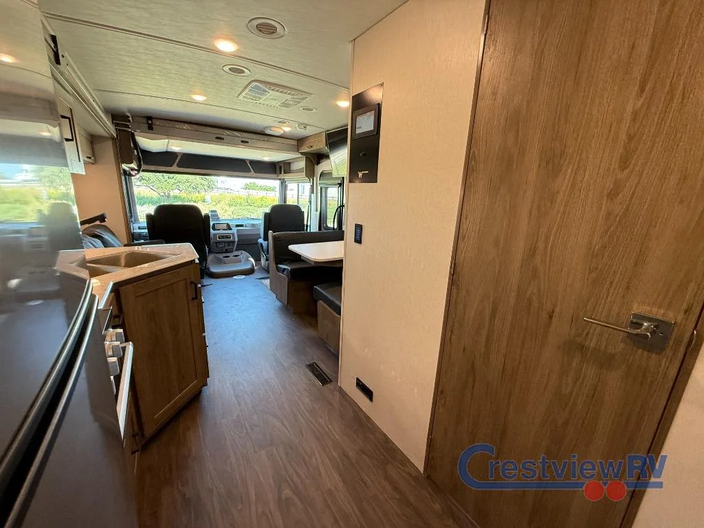 2026 Winnebago Sunstar 29V photo 7
