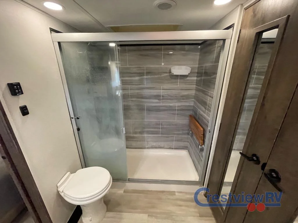2021 Alliance RV Paradigm 370FB photo 28