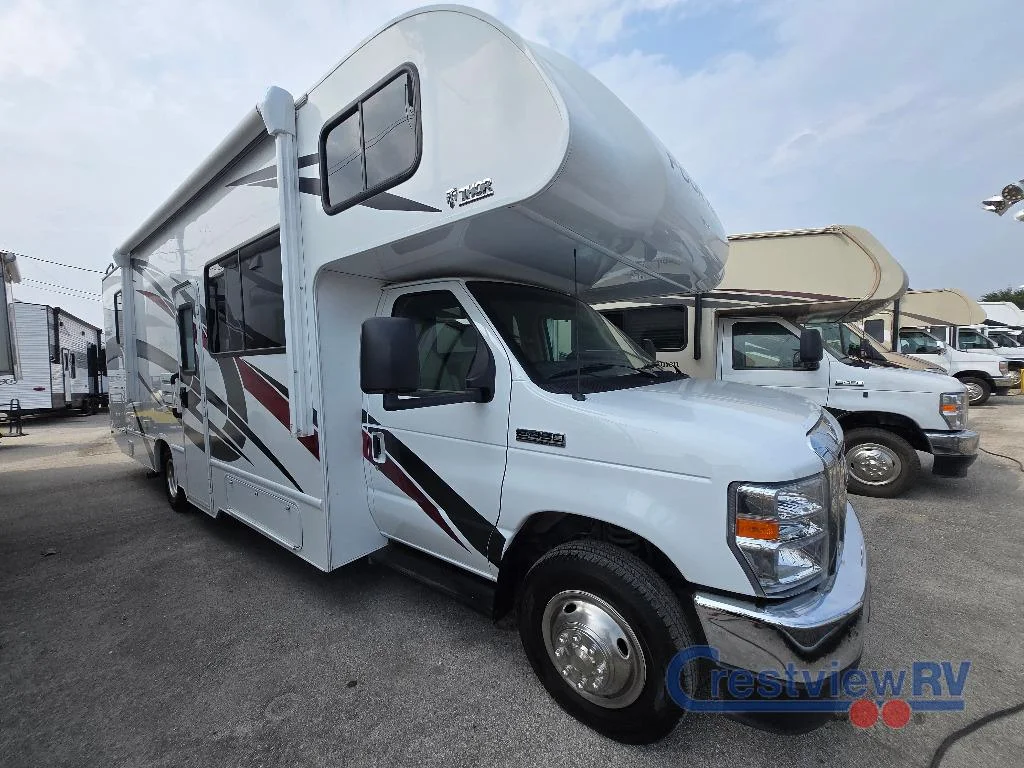 2024 Thor Motor Coach Four Winds 28A photo 3