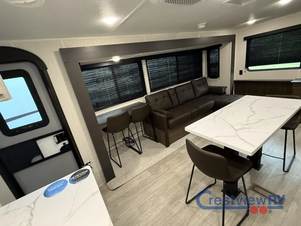 2026 Prime Time RV Avenger 27REI photo 6