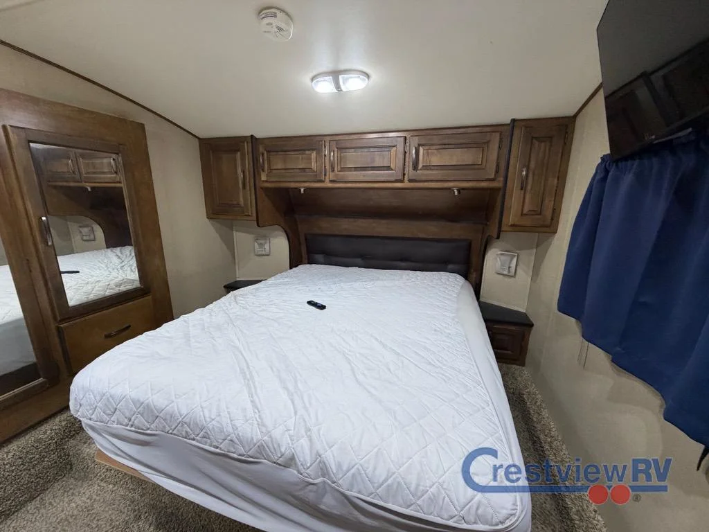2015 Grand Design Reflection Fifth Wheel photo 25