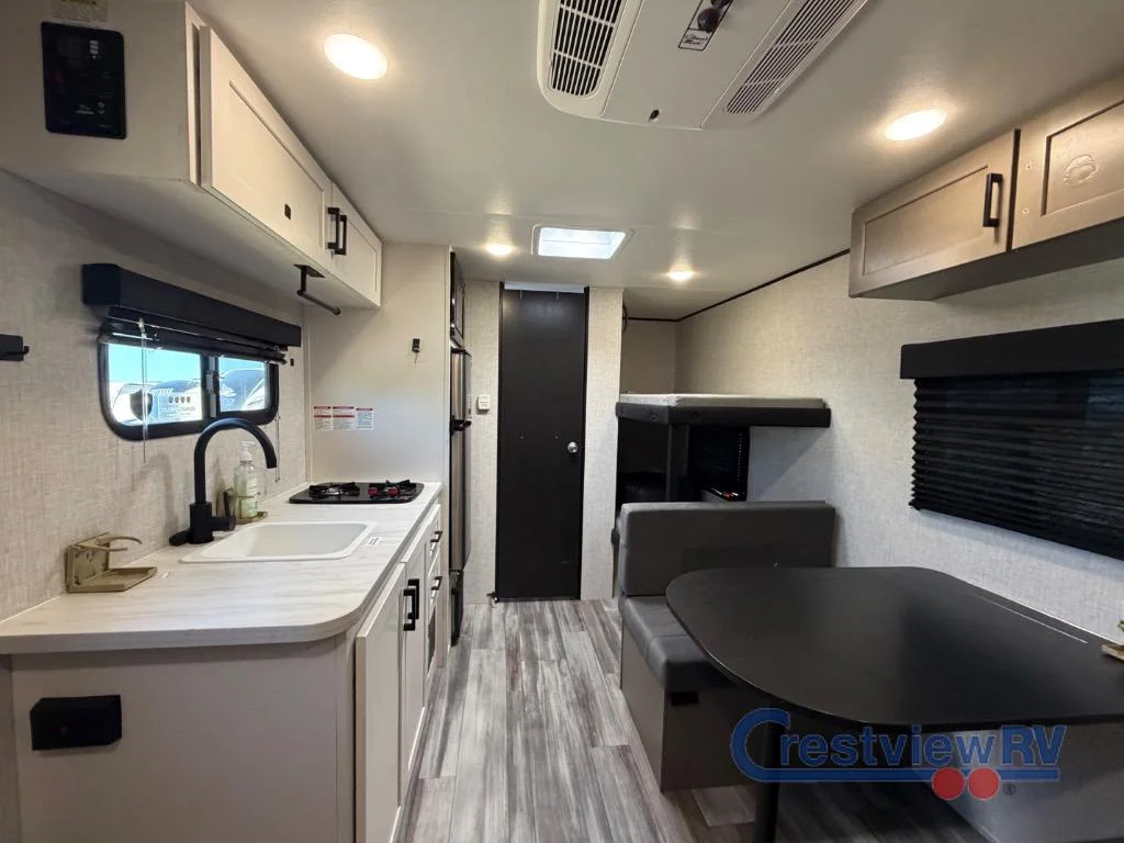 2025 Jayco Jay Feather Air SL 17BHSL photo 12
