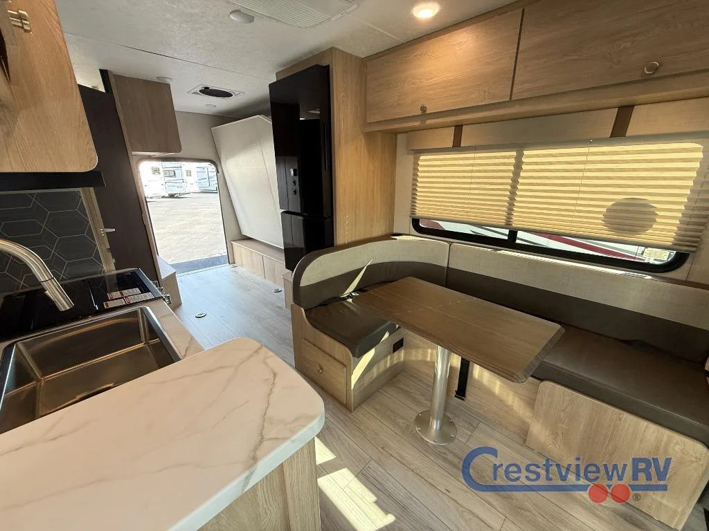 2025 Coachmen Leprechaun 220XG Ford 350 photo 7