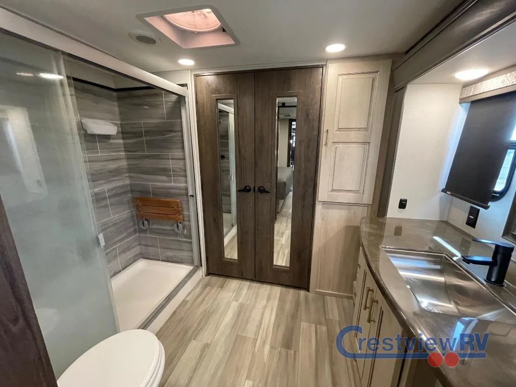 2021 Alliance RV Paradigm 370FB photo 30
