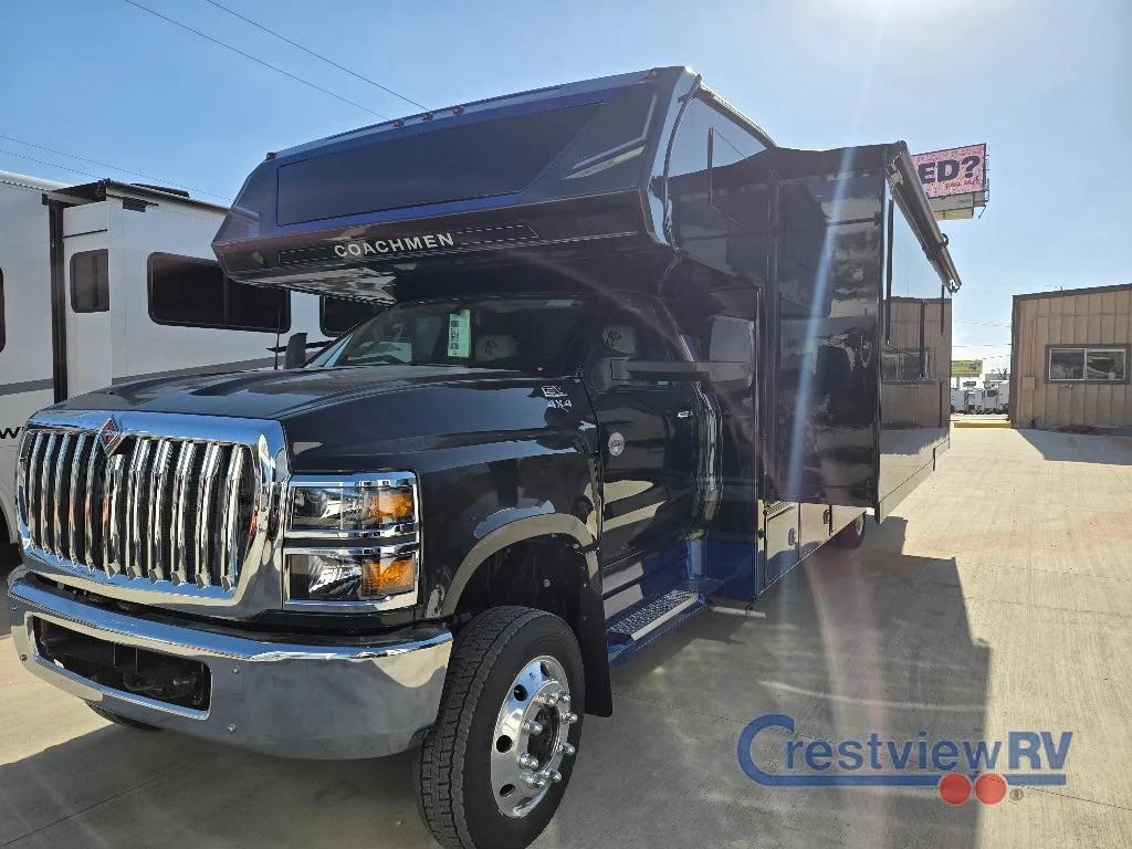 2026 Coachmen Entourage 340BH photo 8